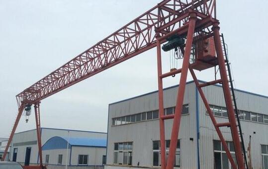 起重機需要按時清理嗎？起重機機械零件的清理方式