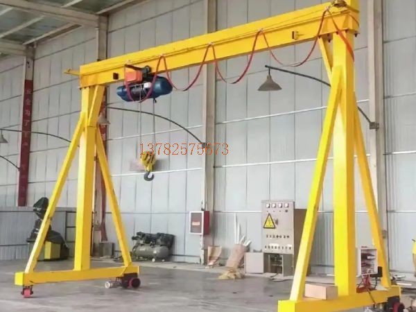 在什么情況下需要對(duì)龍門吊門式起重機(jī)進(jìn)行維修和檢修？